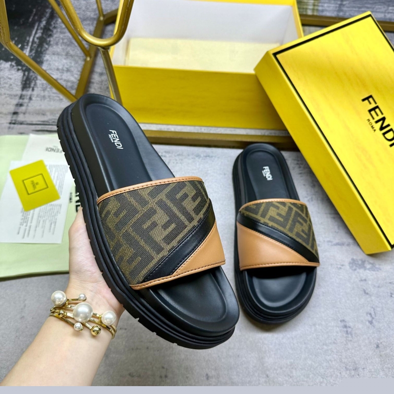 F**di slippers